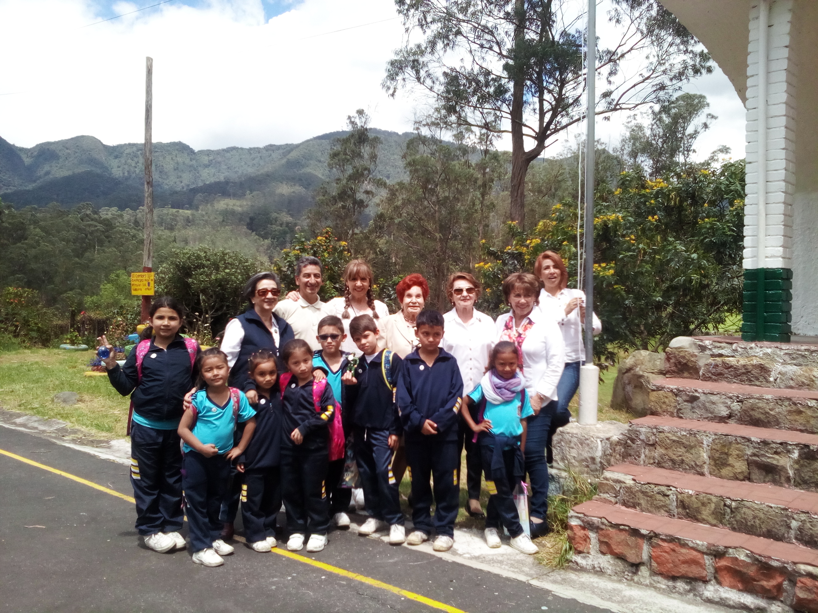 Visita a la I.E.D. Rural El Vino - Sede Sabaneta